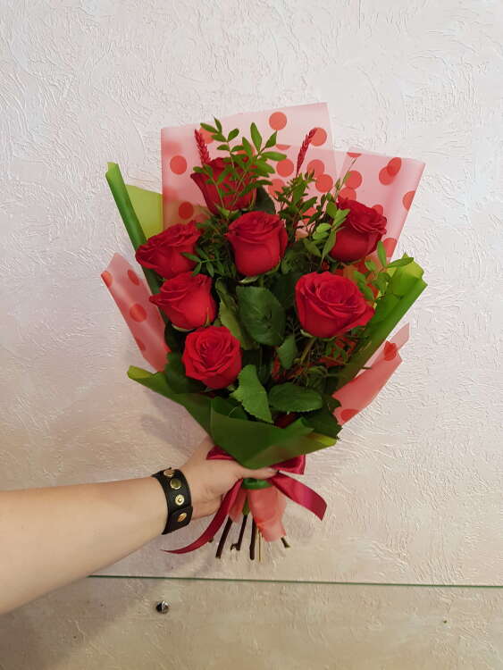 Купить Букет " Розы". в интернет-магазине Праздник цветов и подарков с доставкой по Хабаровску недорого.