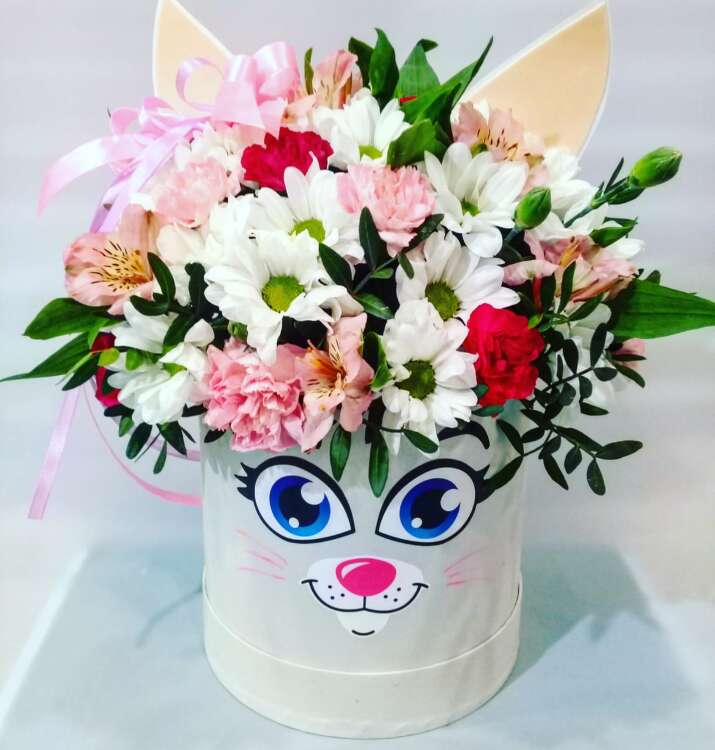Купить Шляпная коробка "Забавные зверюшки" 4 в интернет-магазине Праздник цветов и подарков с доставкой по Хабаровску недорого.
