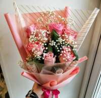 Купить Букет "7 роз". в интернет магазине Праздник цветов и подарков по доступной цене. Заказать Букет "7 роз". недорого с доставкой по Хабаровску.