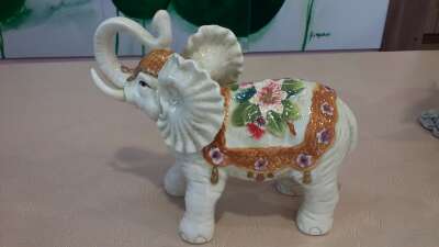 Купить онлайн Слон средний в интернет-магазине Праздник цветов и подарков с доставкой по Хабаровску недорого.
